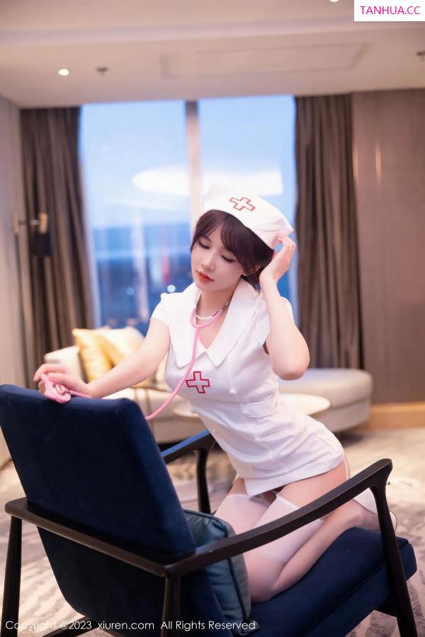 婠婠么  [XiuRen]高清写真图 2023.02.06 No.6221 婠婠么 护士服丝袜第21张图片